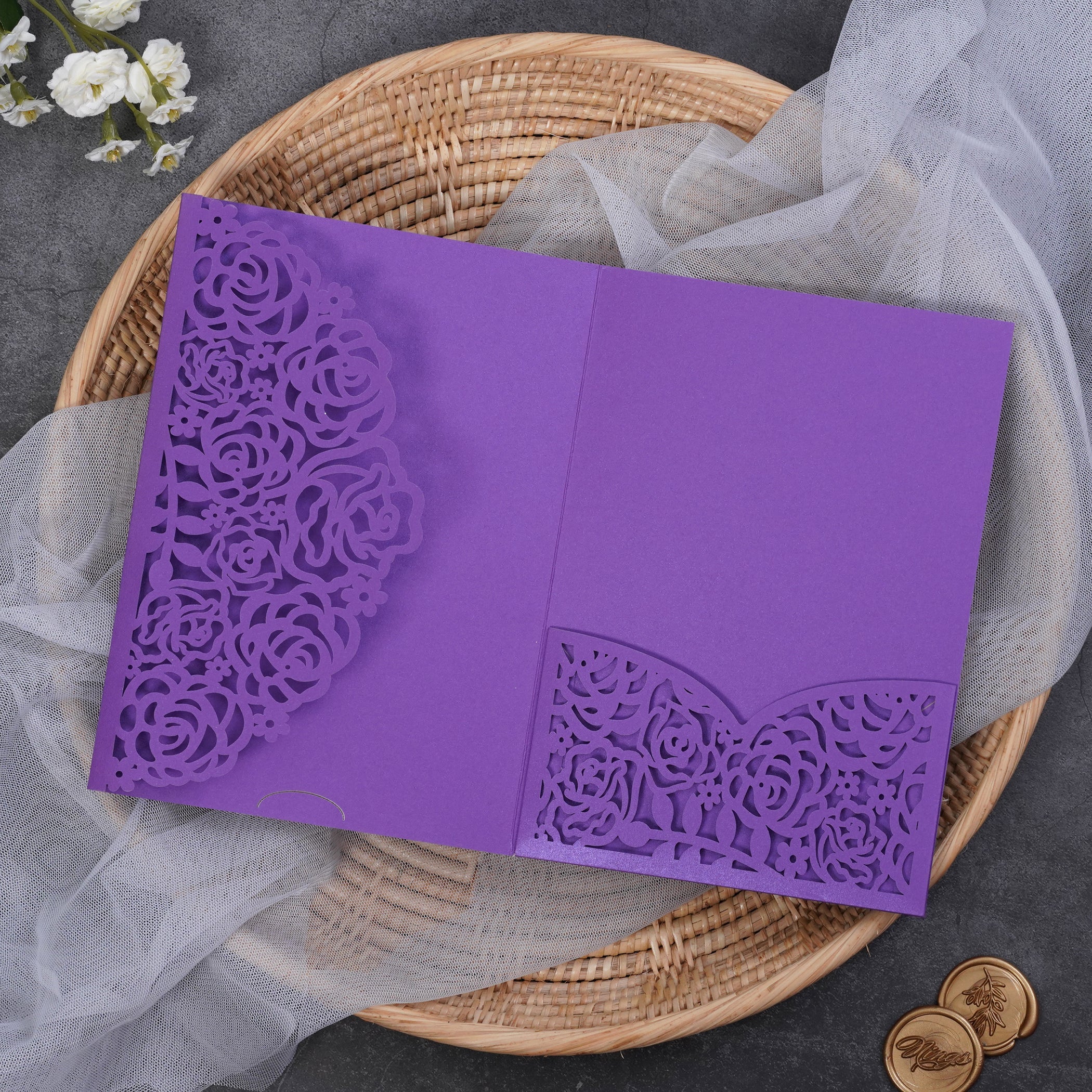 PONATIA Two-color Rose Design Tri-fold Laser Cut Pockets Collection PA-268