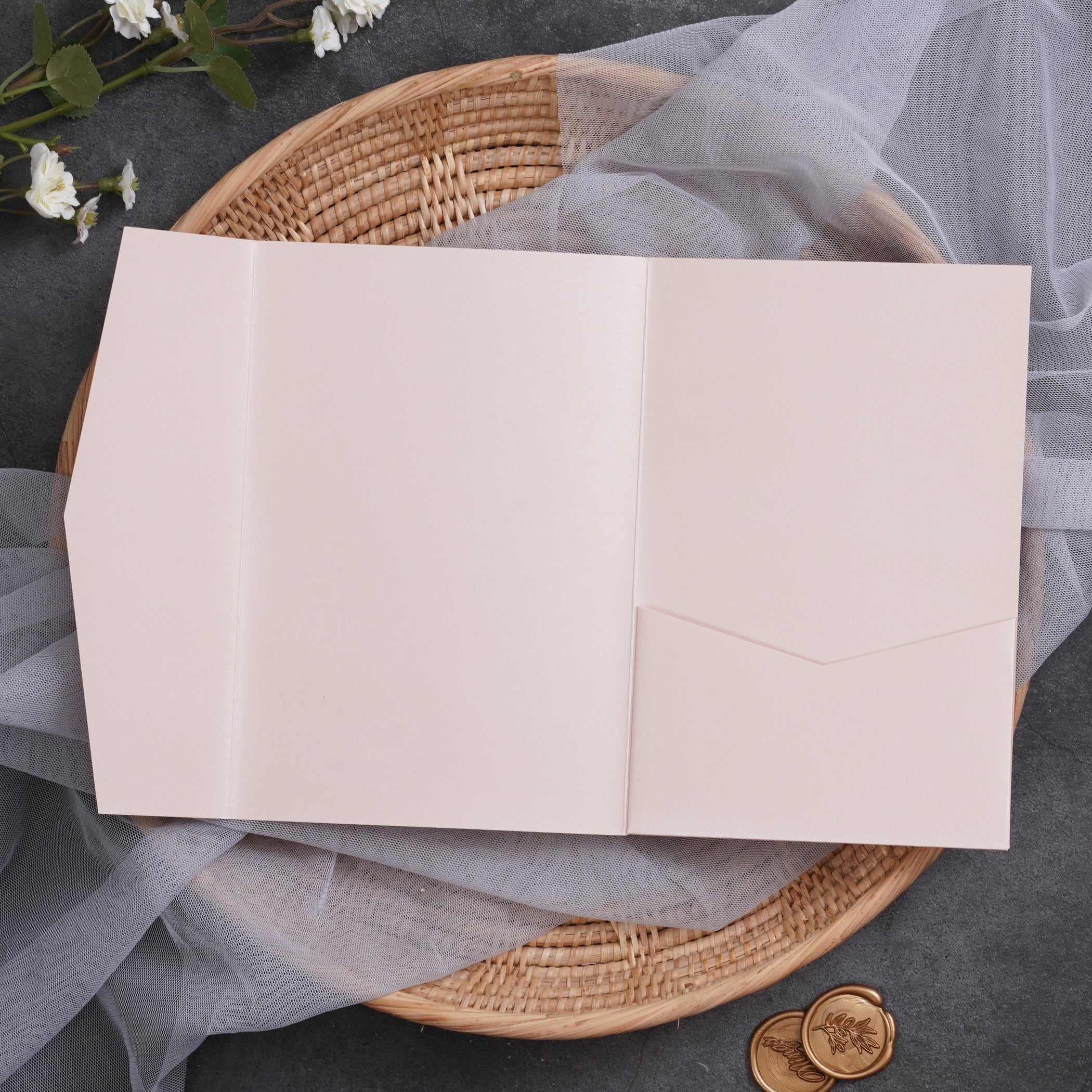 PONATIA Ten-color Classic Tri-fold Laser Cut Pockets PA-170