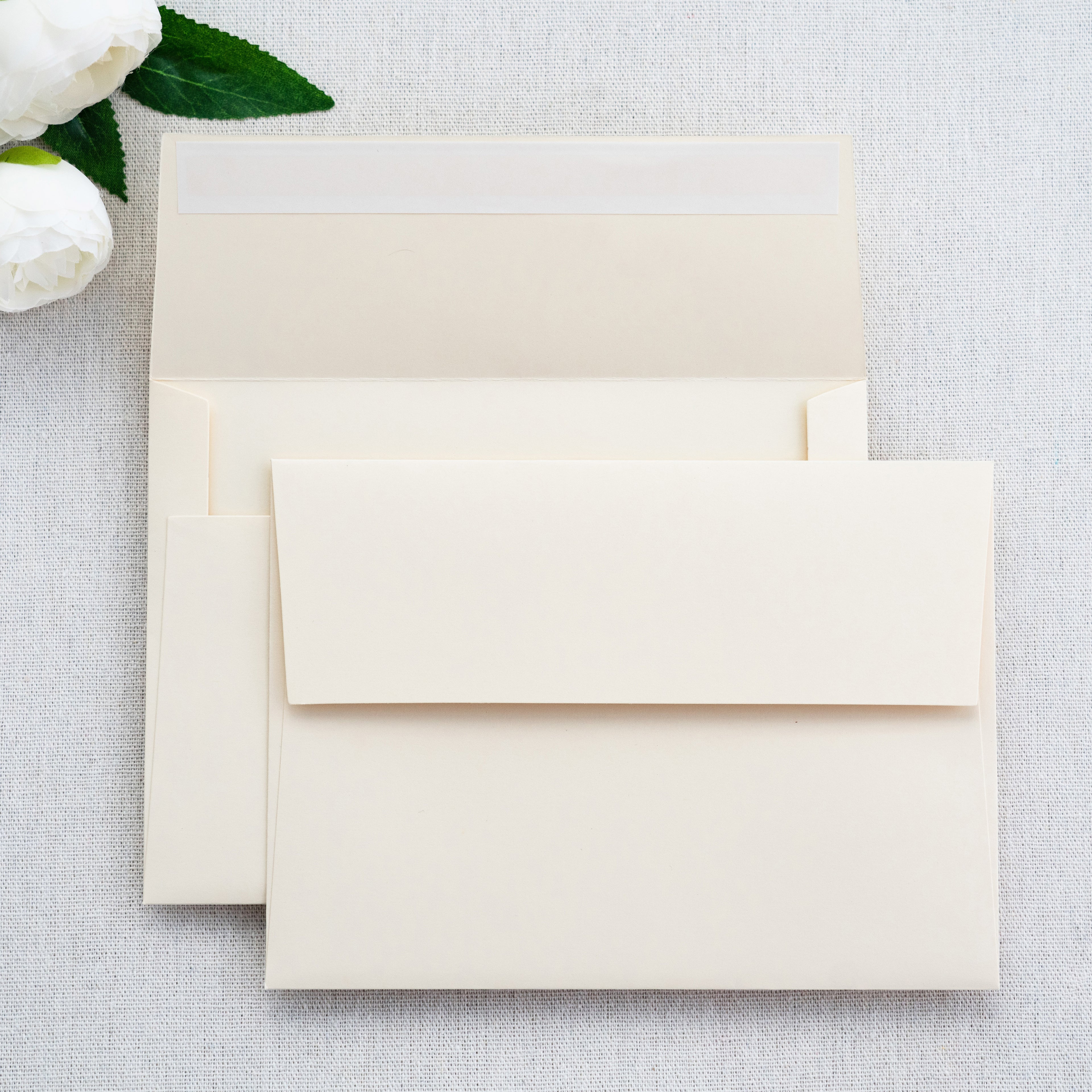 PONATIA 50 Pieces 5x7 Cream Envelopes, A7 Envelopes Self Seal for Weddings, Invitation Cards